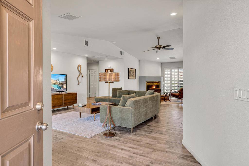 La Quinta, CA 92253,54965 Avenida Vallejo