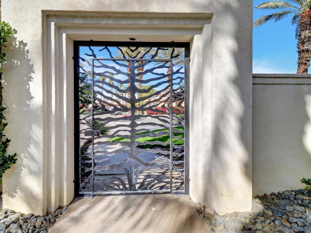 La Quinta, CA 92253,78675 Dulce Del Mar