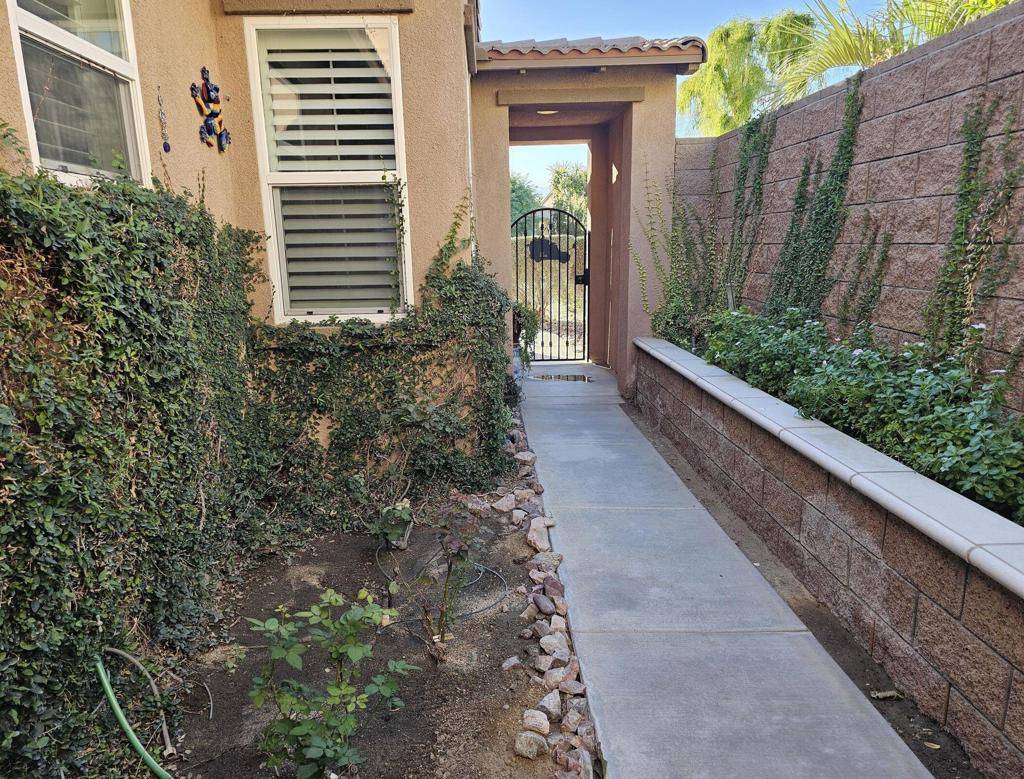 Palm Desert, CA 92211,77370 New Mexico DR