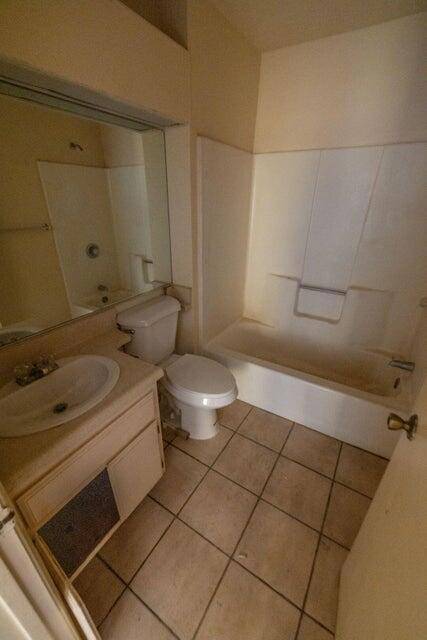 Helendale, CA 92342,27160 Vista RD #37