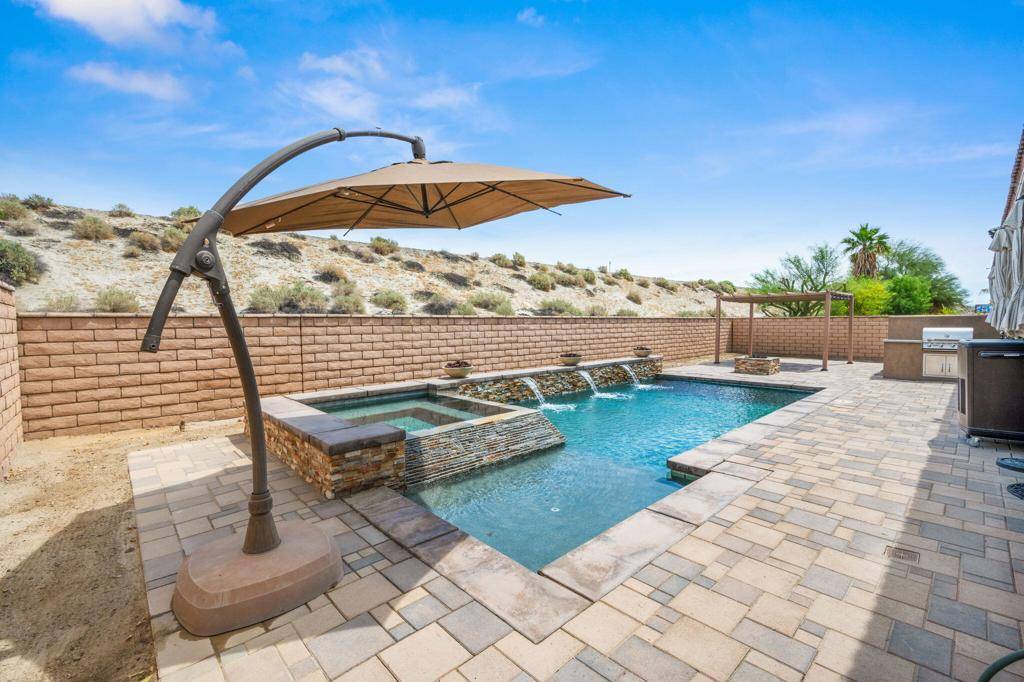 Indio, CA 92203,80572 Ullswater DR
