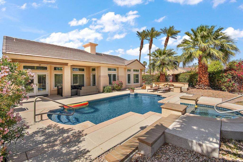 Palm Desert, CA 92211,37948 Breeze WAY