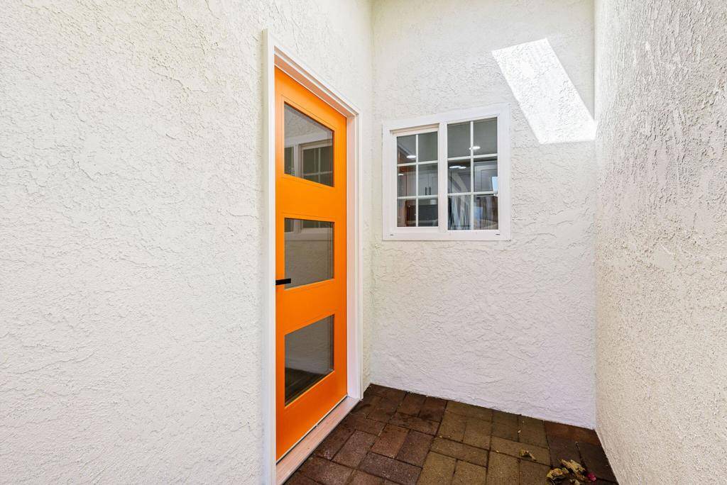 La Quinta, CA 92253,52885 Avenida Carranza