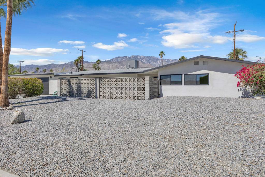 Palm Springs, CA 92262,2203 E Acacia RD N