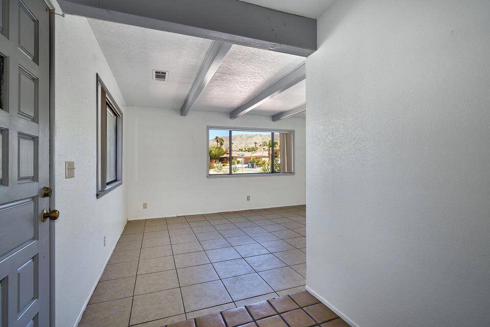 Desert Hot Springs, CA 92240,9641 Siwanoy DR