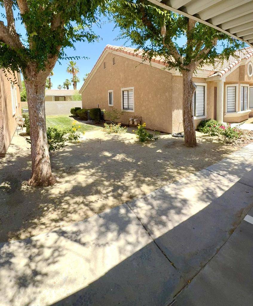 Palm Desert, CA 92211,40855 Sandy Gale LN