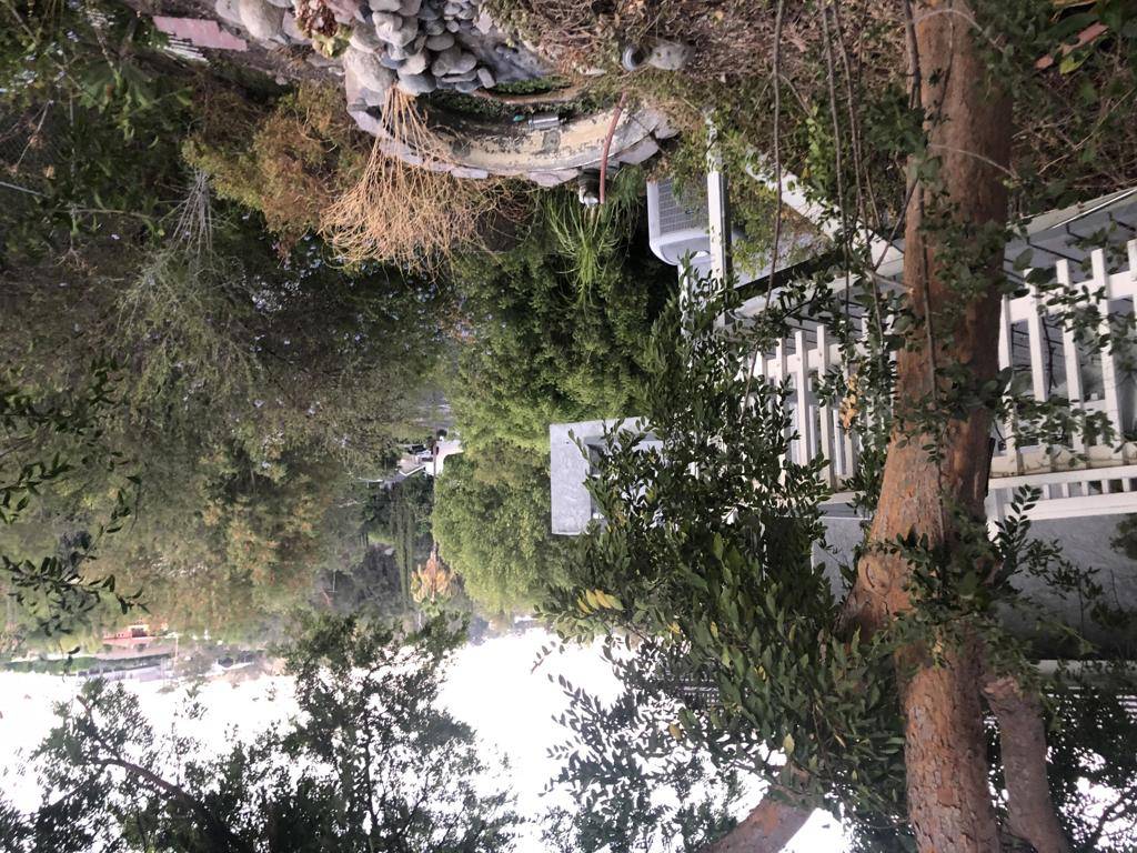 Woodland Hills, CA 91364,22681 Cass AVE