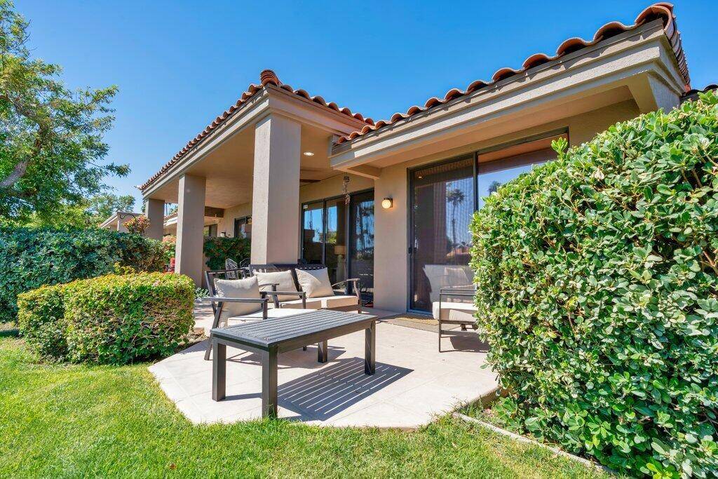 Palm Desert, CA 92211,38390 Plumosa CIR