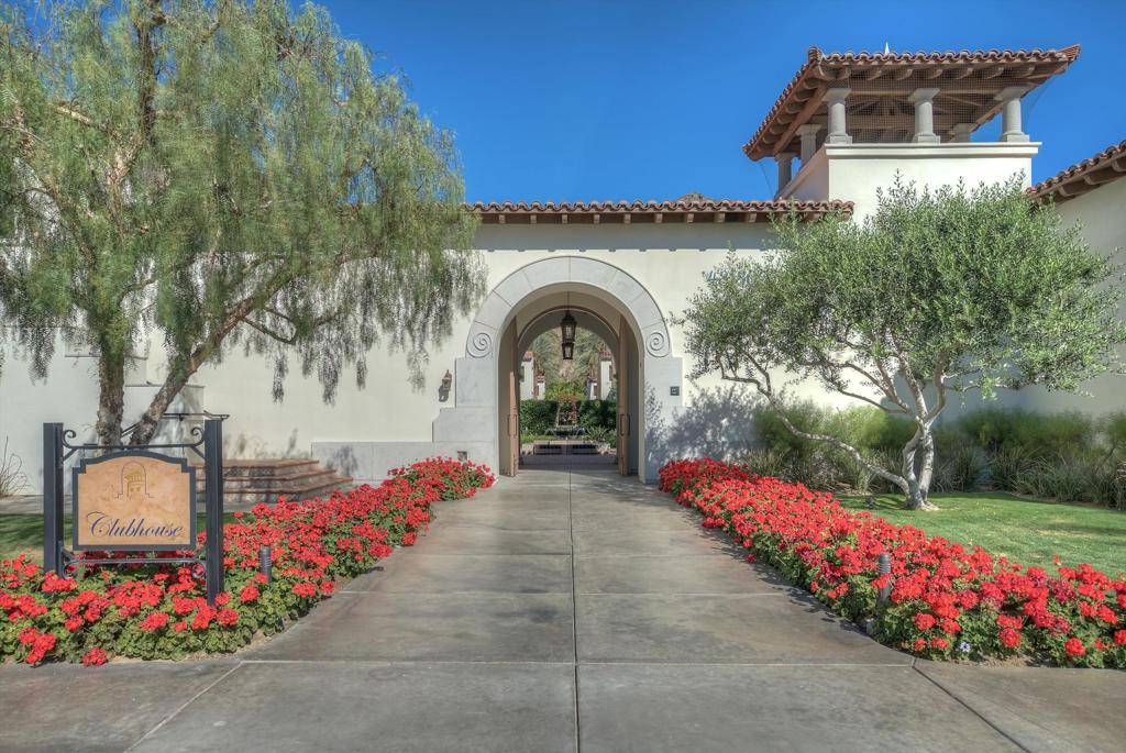 La Quinta, CA 92253,48616 Legacy DR