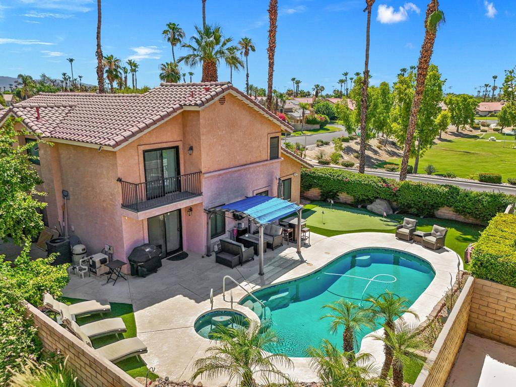 La Quinta, CA 92253,49275 Via Bolero