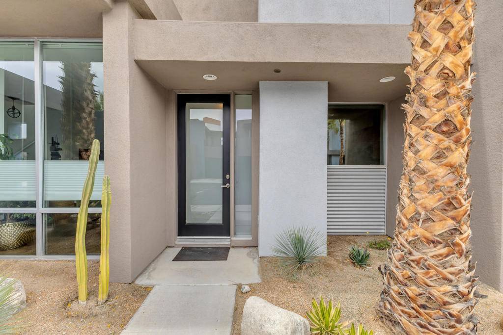 Palm Springs, CA 92262,3563 Penny LN