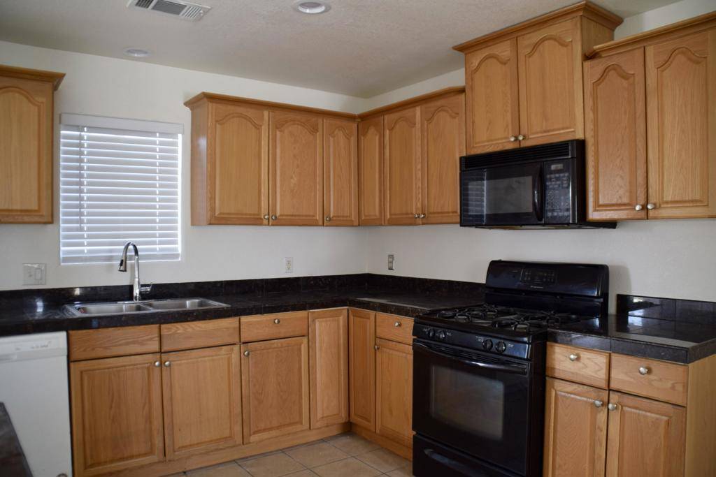 Indio, CA 92201,81641 Avenue 48 #35
