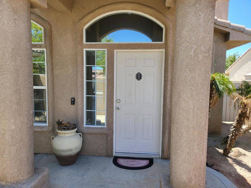 Cathedral City, CA 92234,67235 Garbino RD