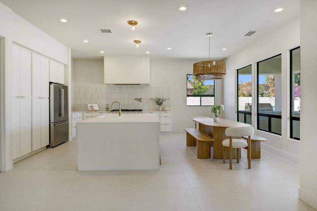 Indio, CA 92201,48622 Meandering Cloud ST