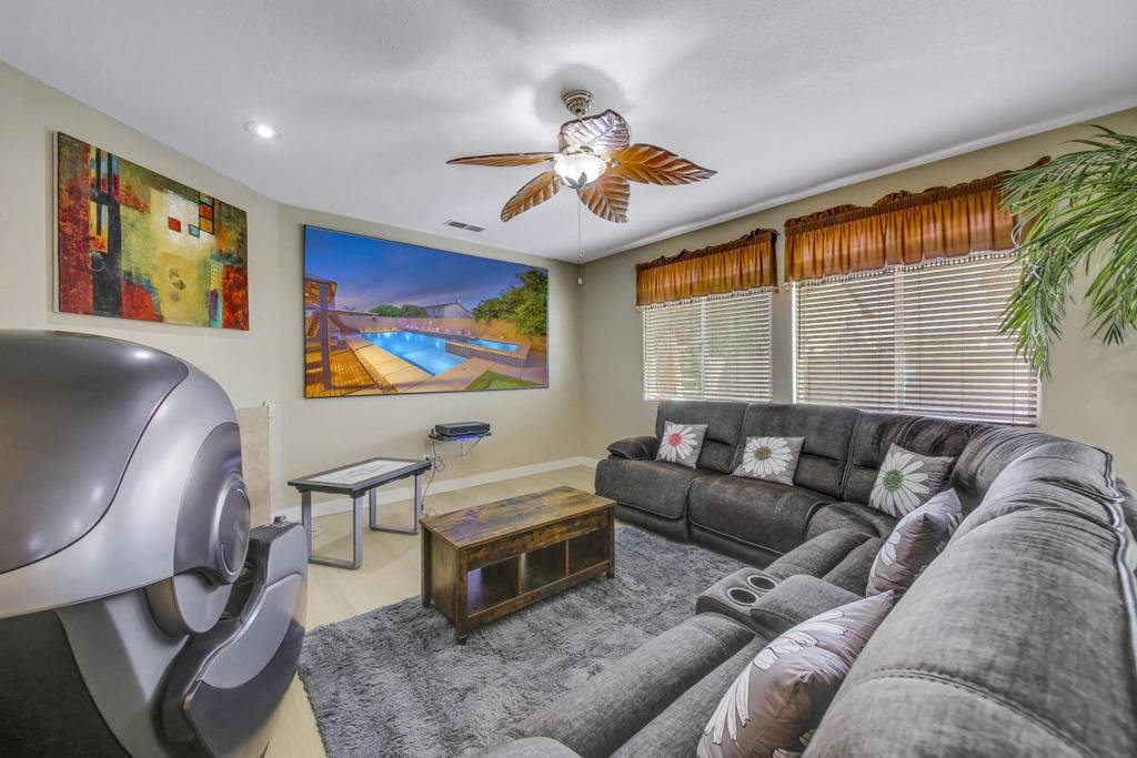Coachella, CA 92236,83805 Avenida La Luna