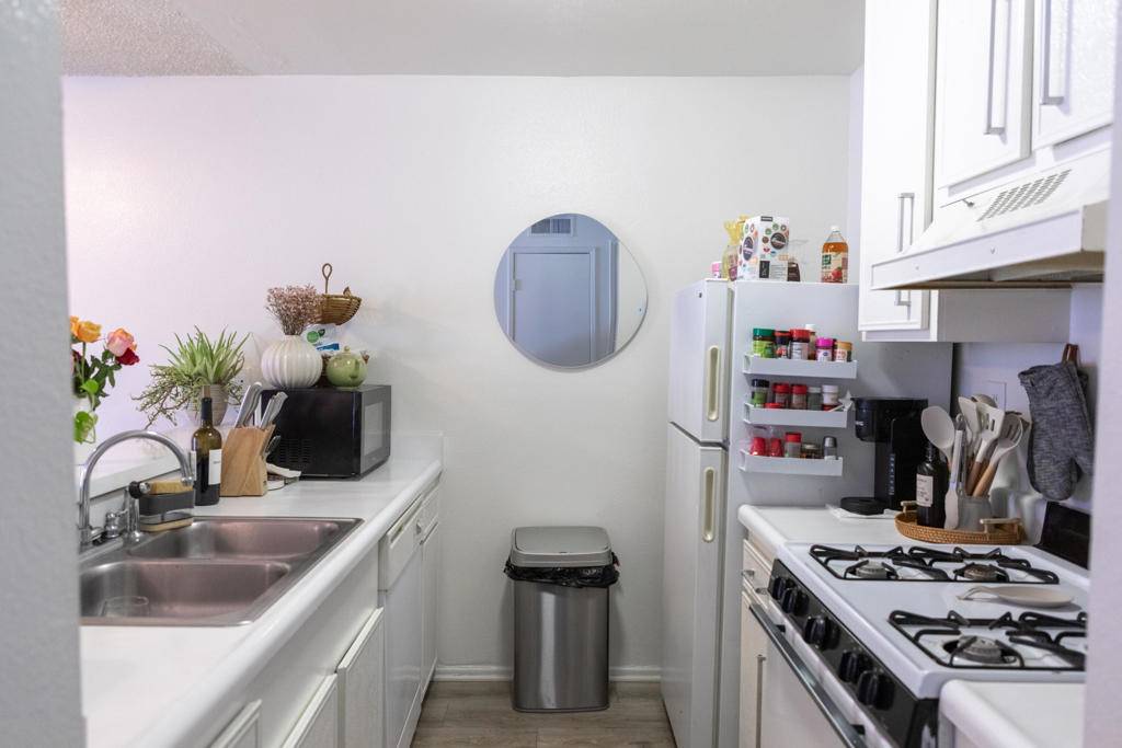 Palm Springs, CA 92264,1400 E Palm Canyon DR #113