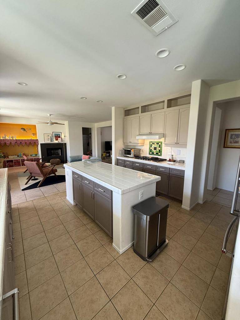 Indio, CA 92203,83453 Lonesome Dove RD