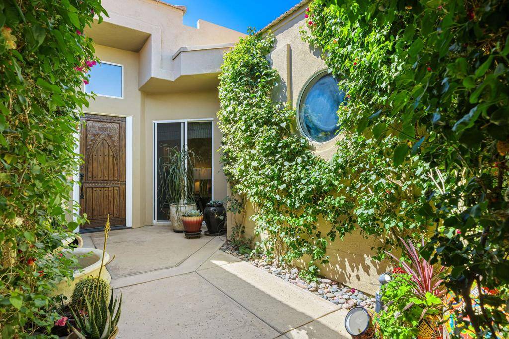 Indian Wells, CA 92210,44140 Lakeside DR