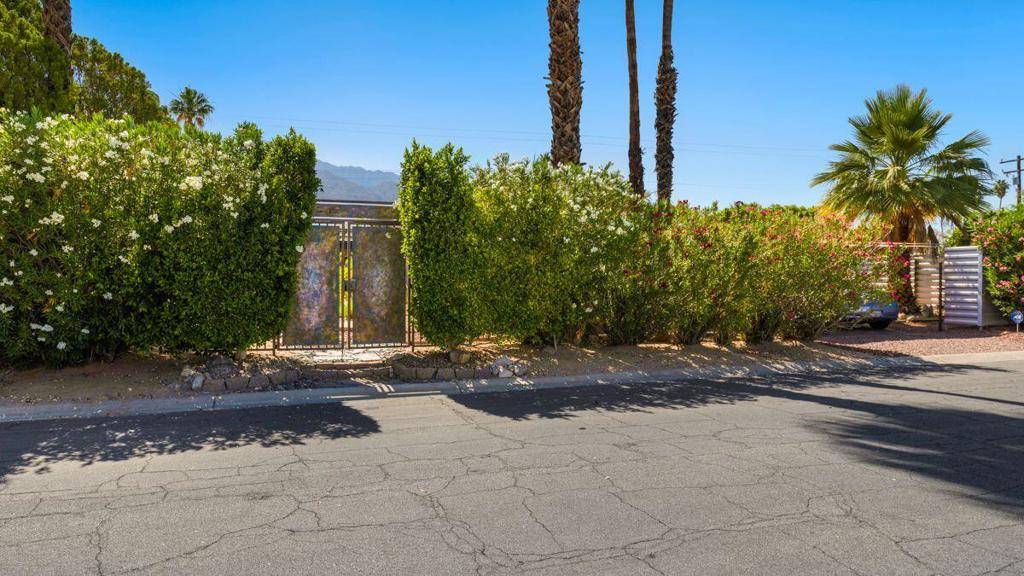 Palm Springs, CA 92264,901 S Calle Tomas