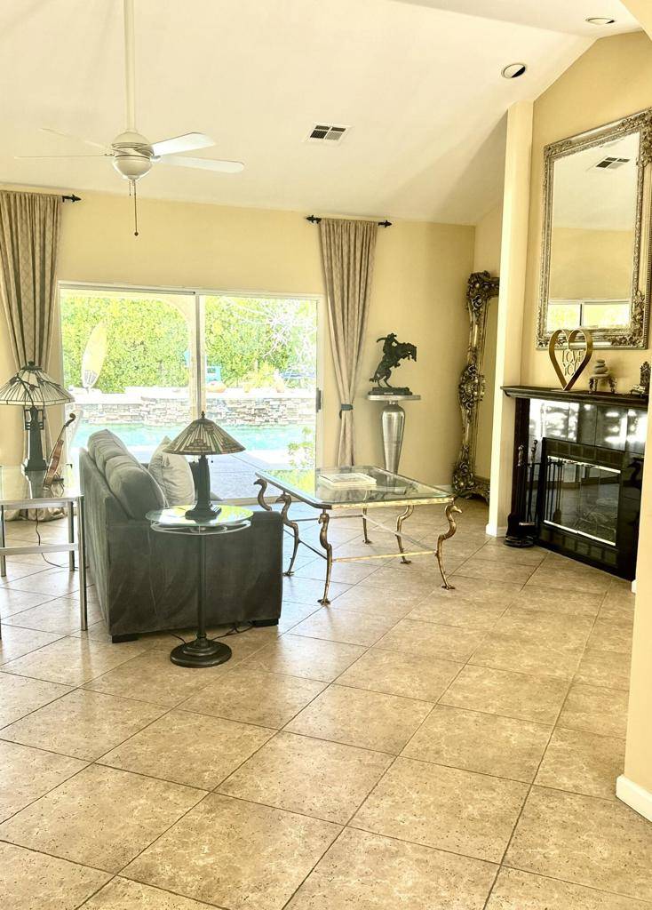 Palm Desert, CA 92260,108 Chelsea CIR