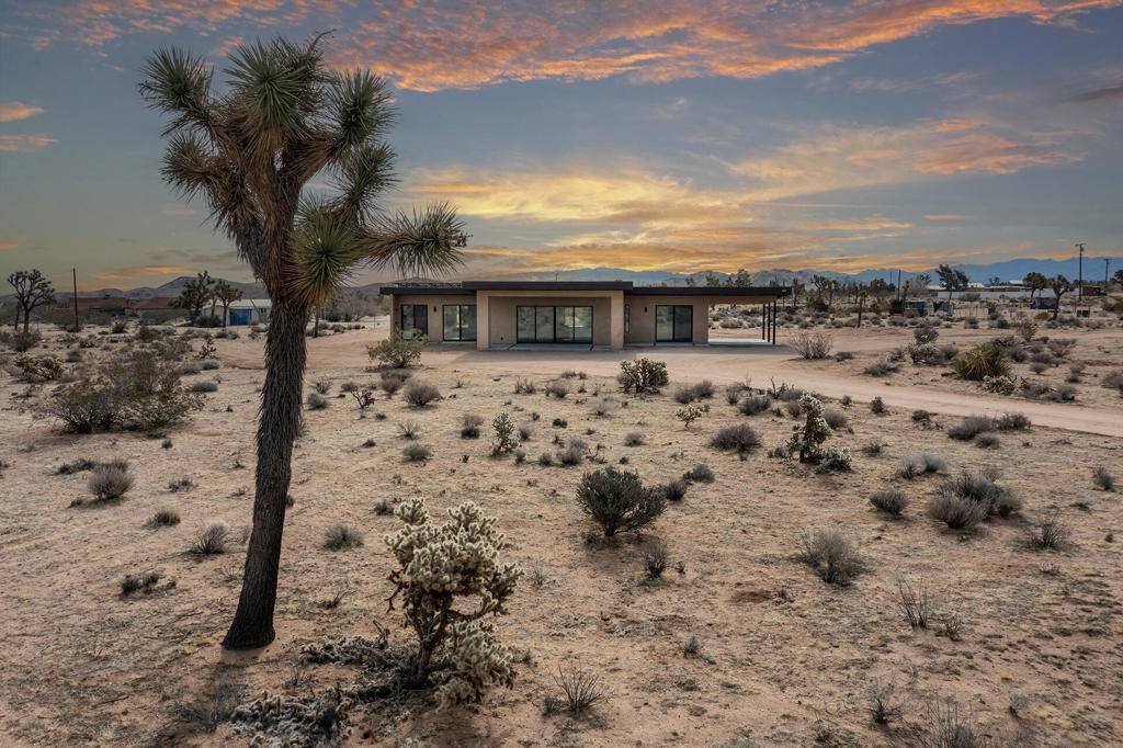 Yucca Valley, CA 92284,57941 Luna Vista LN