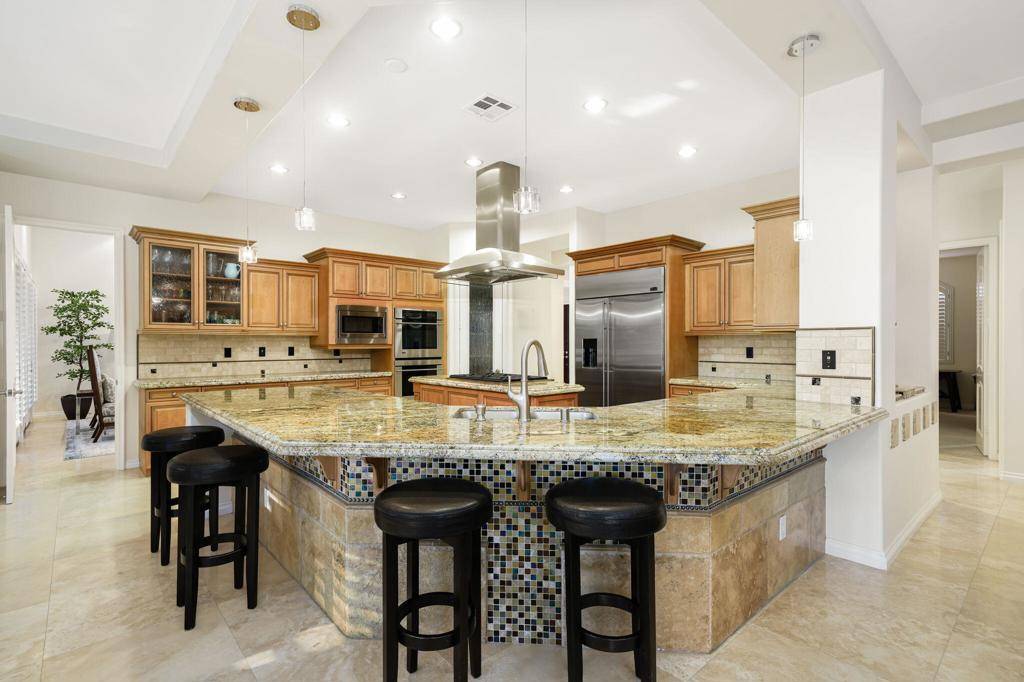 52395 Whispering WAY La Quinta, CA 92253