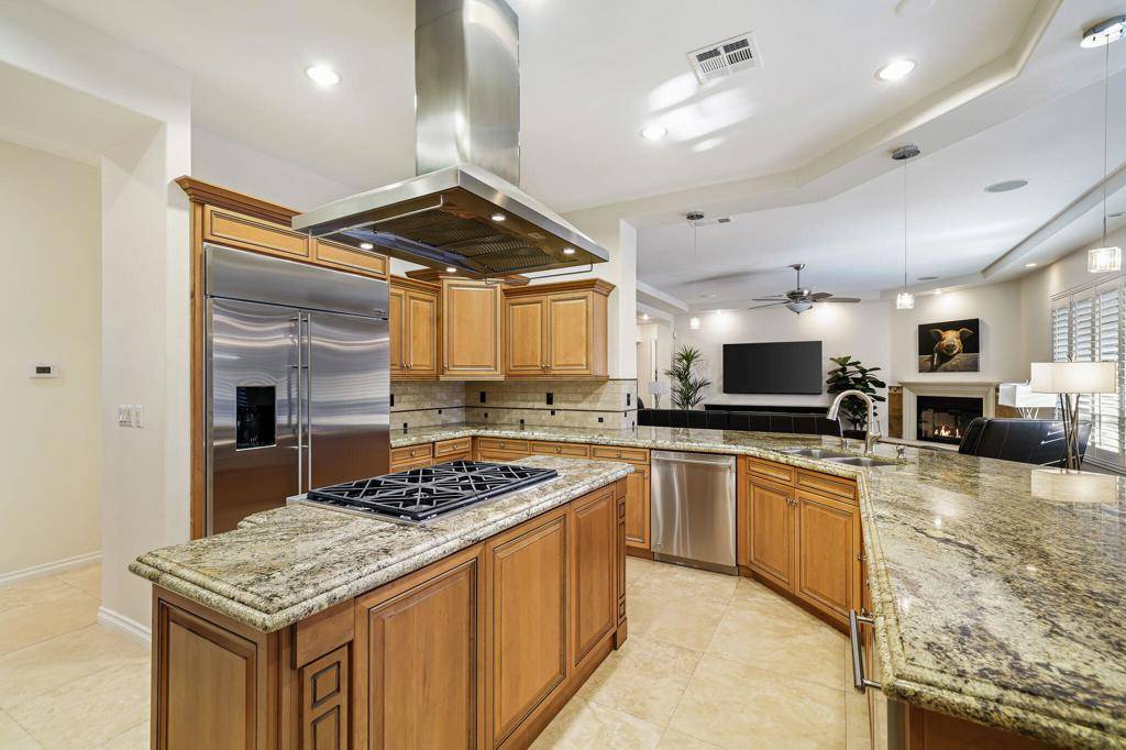 52395 Whispering WAY La Quinta, CA 92253