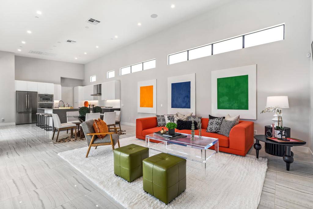 Palm Springs, CA 92262,151 Holliday WAY