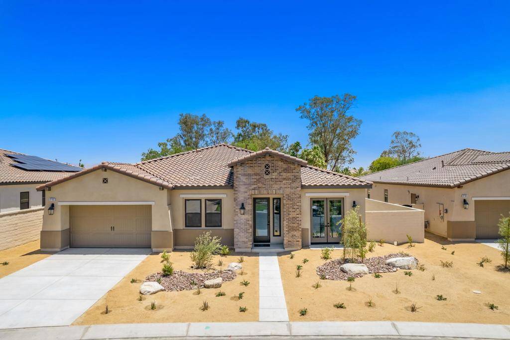 La Quinta, CA 92253,57535 Cherrywood PL