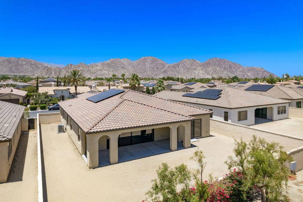 La Quinta, CA 92253,57535 Cherrywood PL