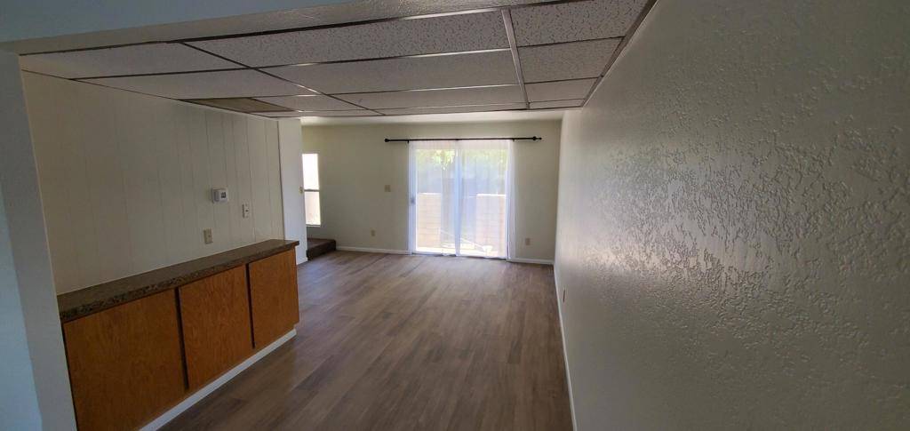 Palm Desert, CA 92211,40221 Harris LN #206