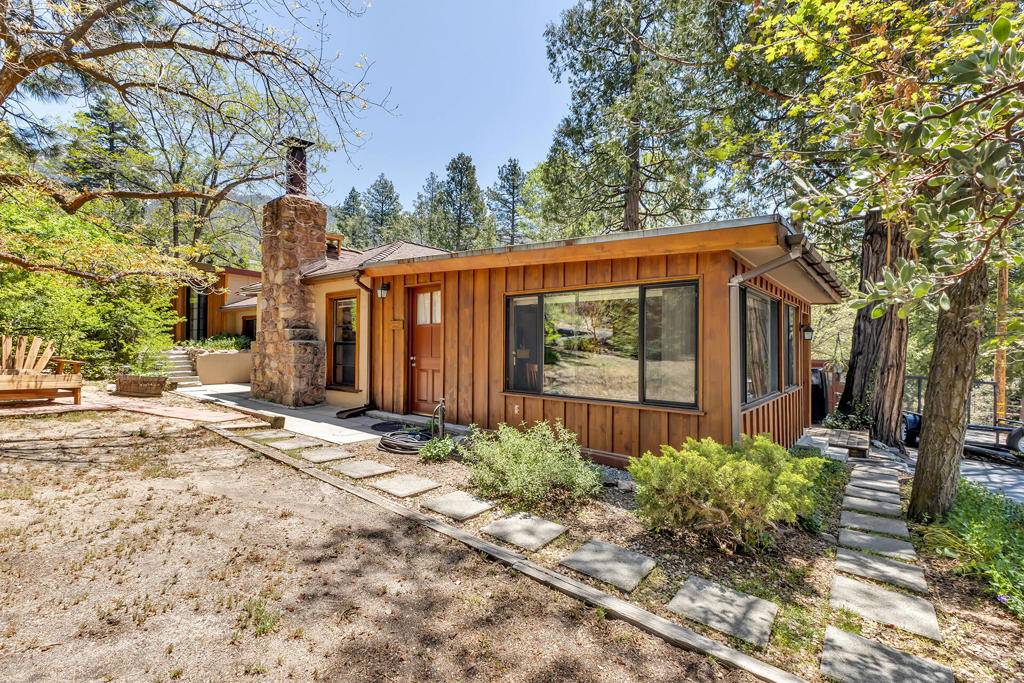 Idyllwild, CA 92549,54703 Pine Crest AVE