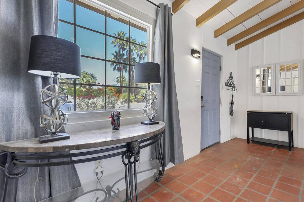 1029 E El Alameda Palm Springs, CA 92262