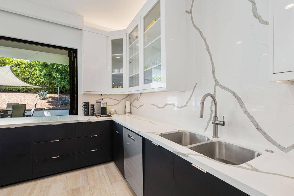 Palm Desert, CA 92260,48165 Alder LN