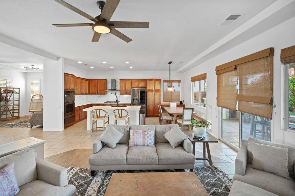 44875 Via Catalina La Quinta, CA 92253