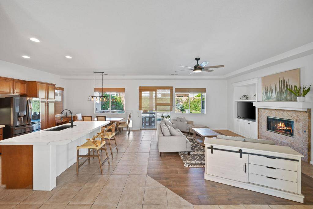 44875 Via Catalina La Quinta, CA 92253
