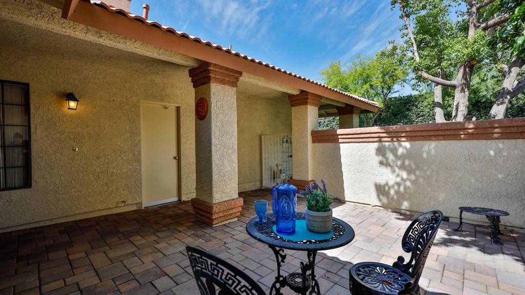 Palm Desert, CA 92211,42388 Sand Dune