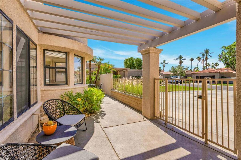 La Quinta, CA 92253,48110 Cll Seranas