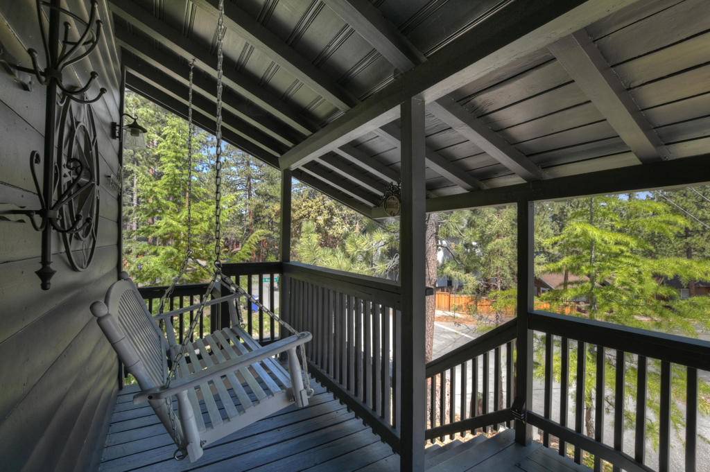 Big Bear, CA 92314,300 E Aeroplane BLVD