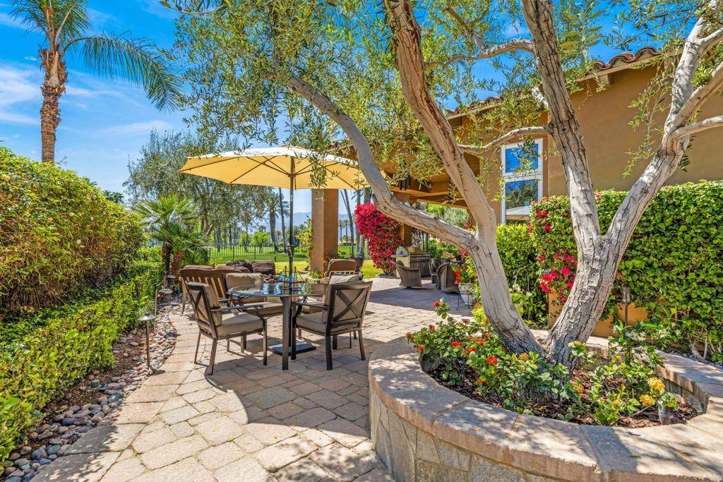 La Quinta, CA 92253,56025 Village DR