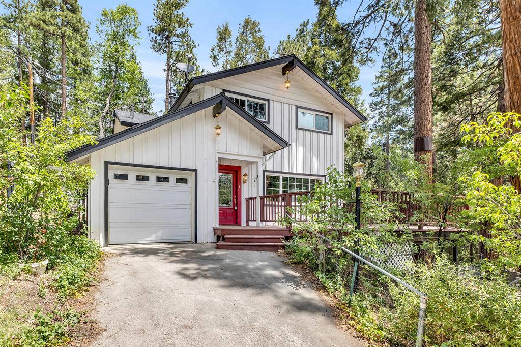 Idyllwild, CA 92549,53200 Forest Lake DR
