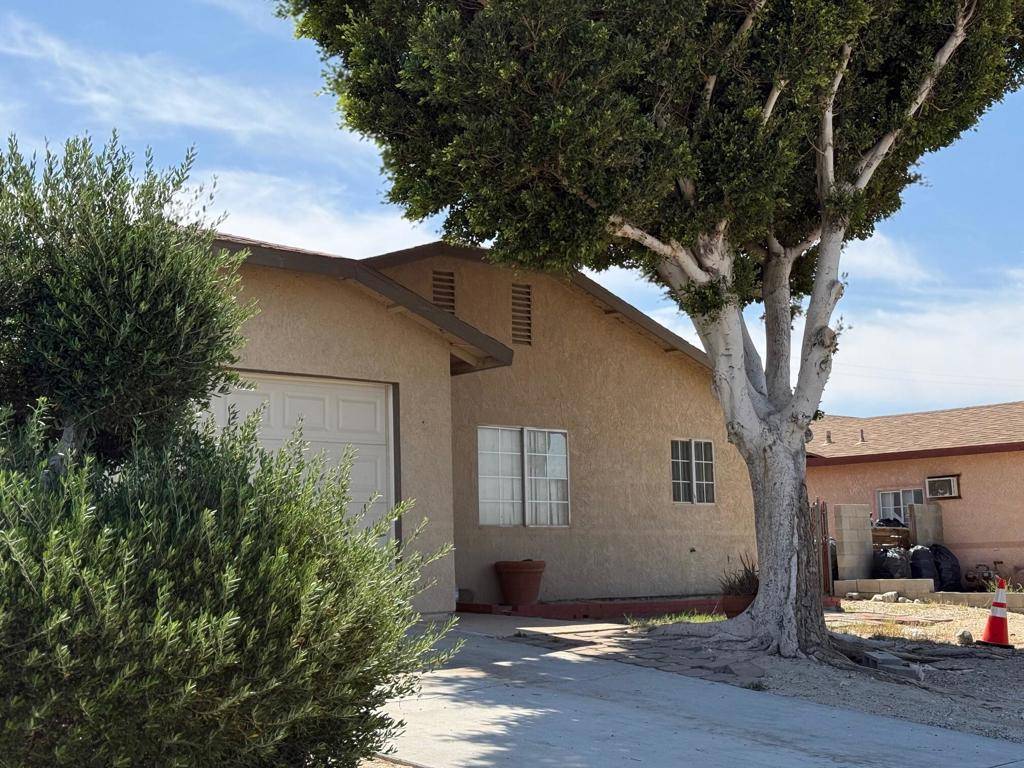 Desert Hot Springs, CA 92240,16030 Avenida Atezada