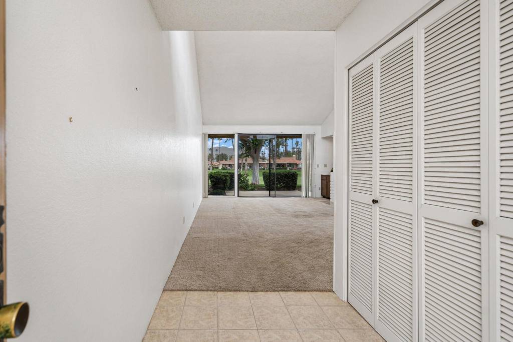 Palm Desert, CA 92260,179 Las Lomas
