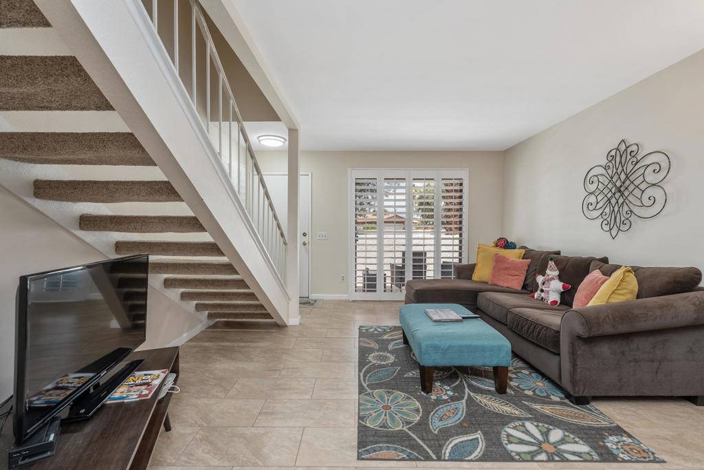 Rancho Mirage, CA 92270,34324 Laura WAY