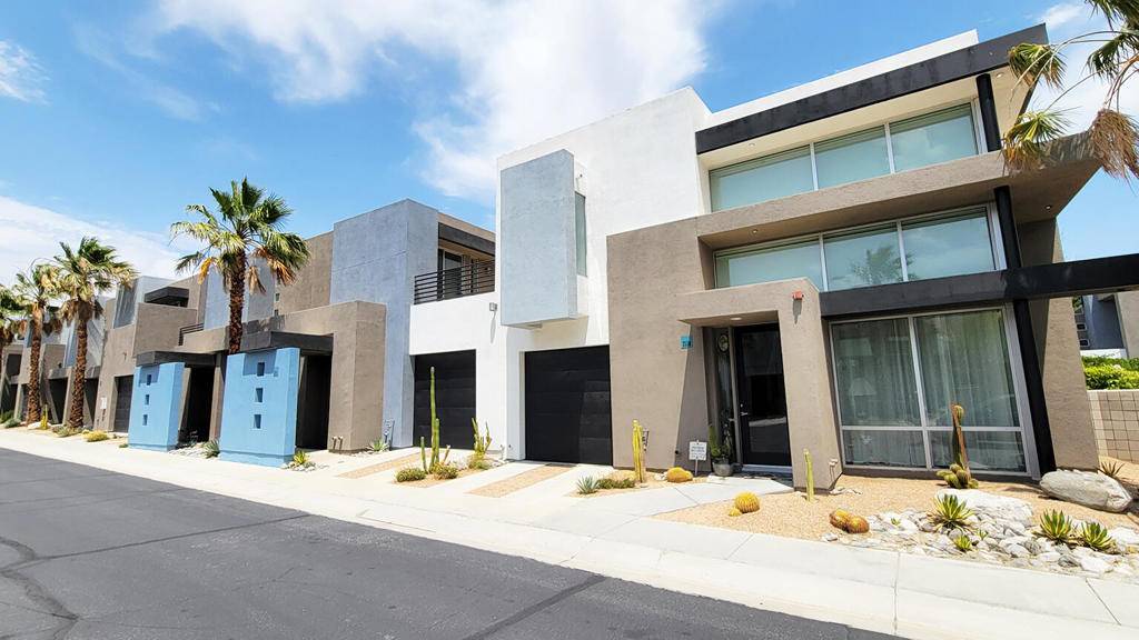 Palm Springs, CA 92262,3534 Penny LN