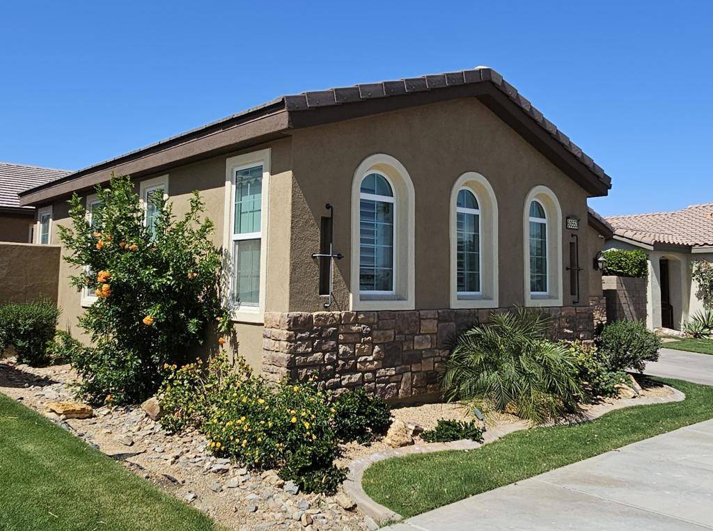 La Quinta, CA 92253,60553 Juniper LN