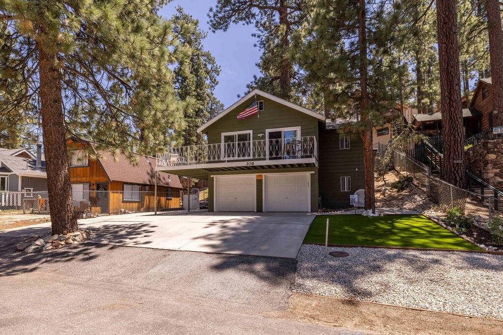 Big Bear, CA 92314,308 W Rainbow BLVD