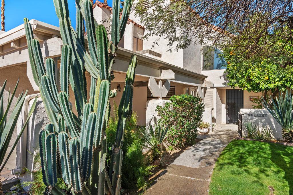 Palm Desert, CA 92260,73322 Shadow Mountain DR
