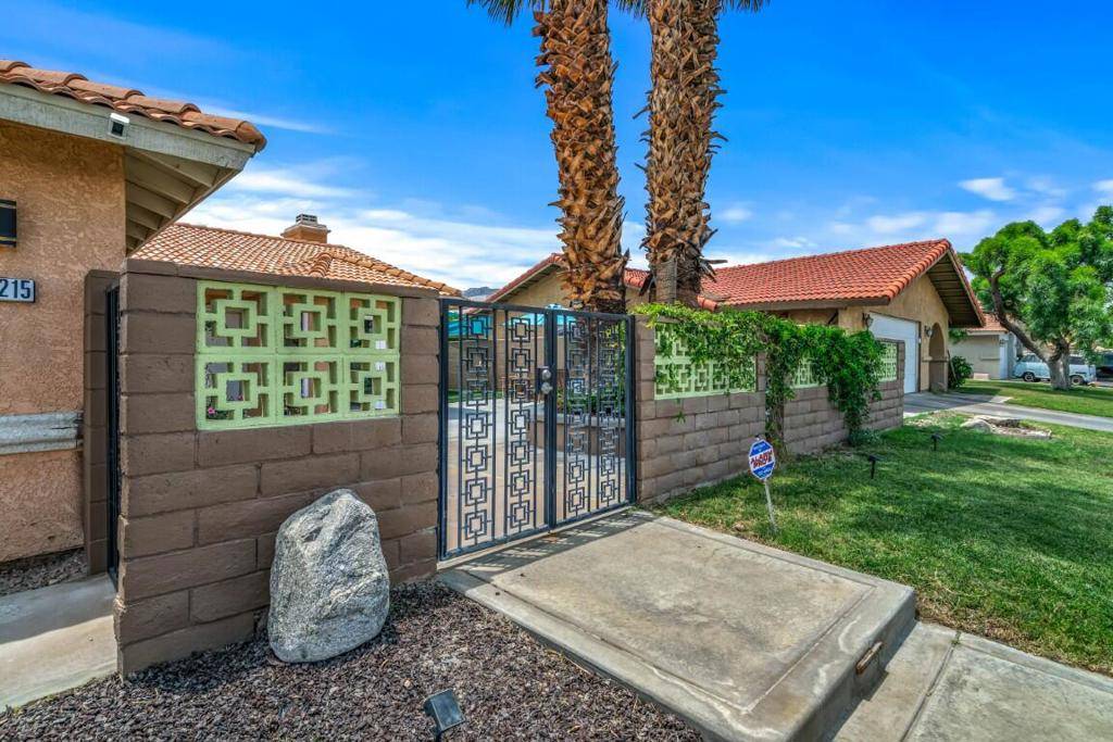Cathedral City, CA 92234,68215 Estio RD