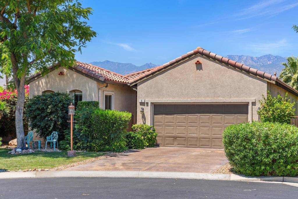 Rancho Mirage, CA 92270,5 Lake Louise CT